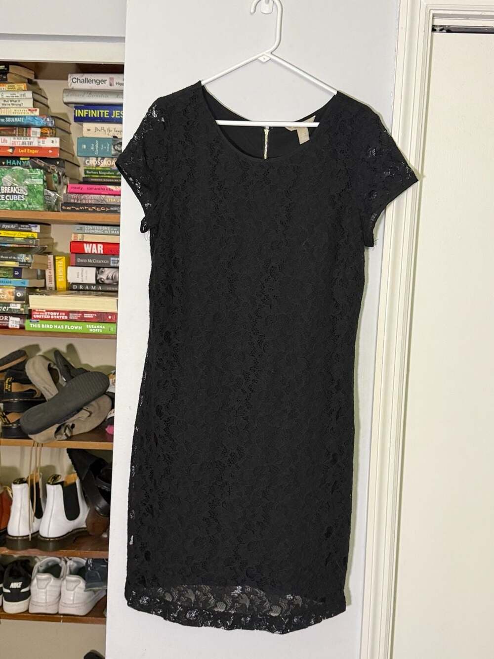 Banana Republic Black Lace Short Sleeve Zip Back Dress Size 12